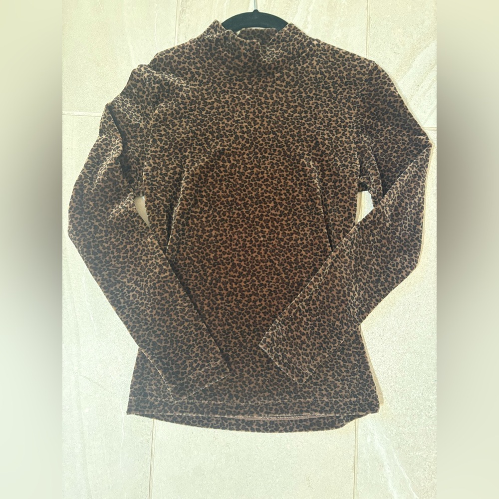 Leopard Print Long Sleeve Top